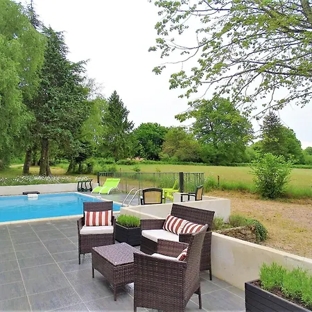 别墅 Montingeat De *